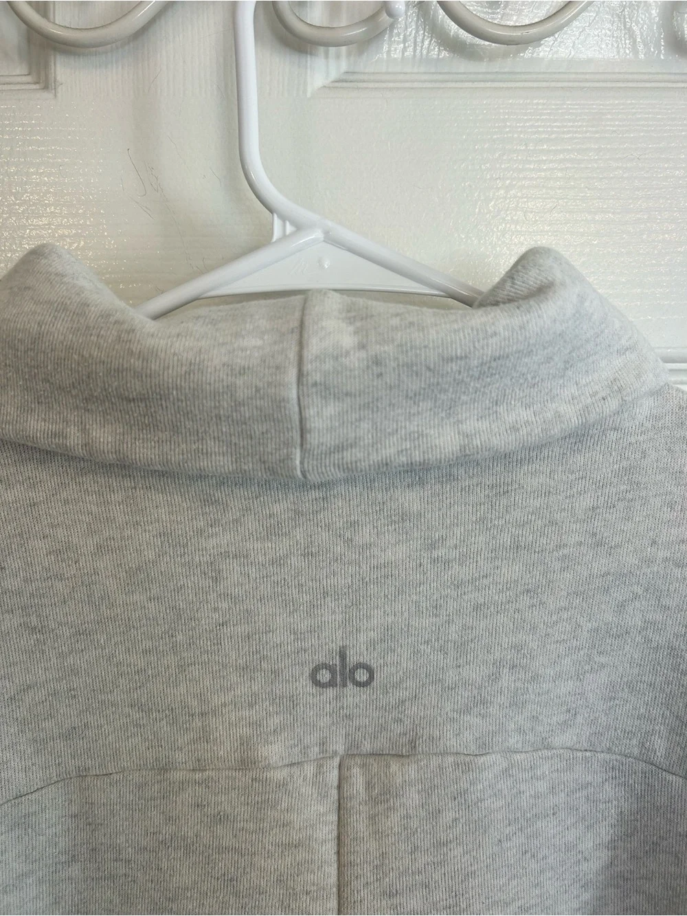 Alo Haze Turtleneck / Mockneck Light Heather Gray Sweater Sweatshirt - Size M
